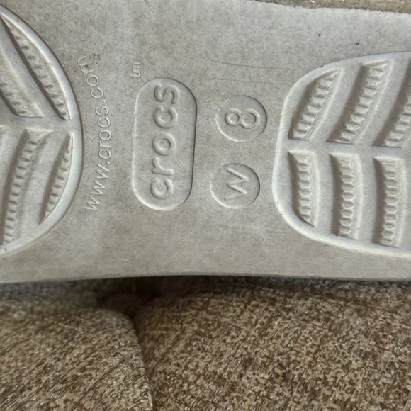 Crocs sandals, white w/sparkles , size 8 - Picture 6 of 6